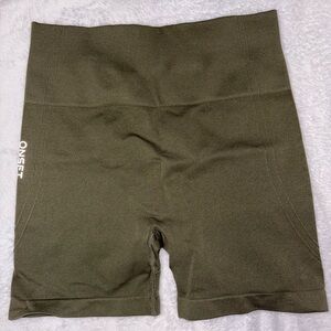 ONSET shorts